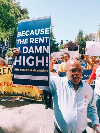 43345241_1900026300305948_905458567186743296_n